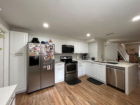 5th image of 1406 Barcelona Way #2-24