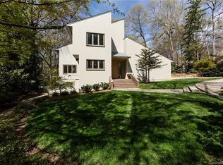 1220 Scotland Ave, Charlotte, NC 28207