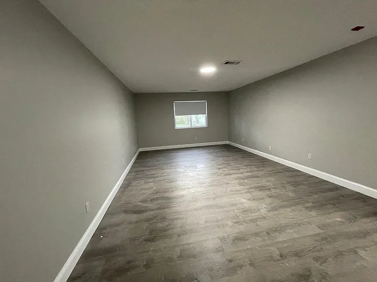 40 Sachem Dr #206 — Photo 28