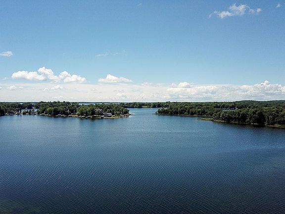 5th image of 17051 N Leaf Lake Rd