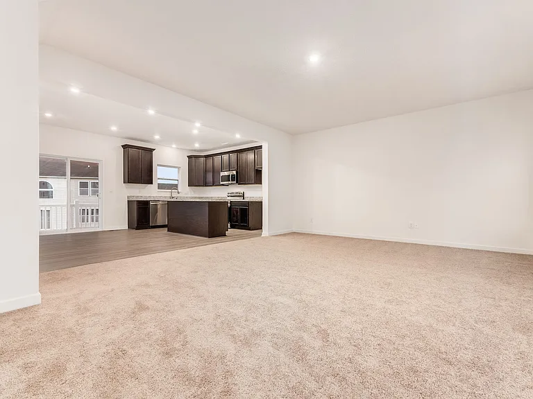 122 Red Willow Dr — Photo 16