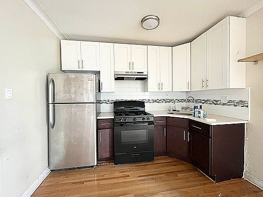 3rd image of 520 E 21st St Floor 4