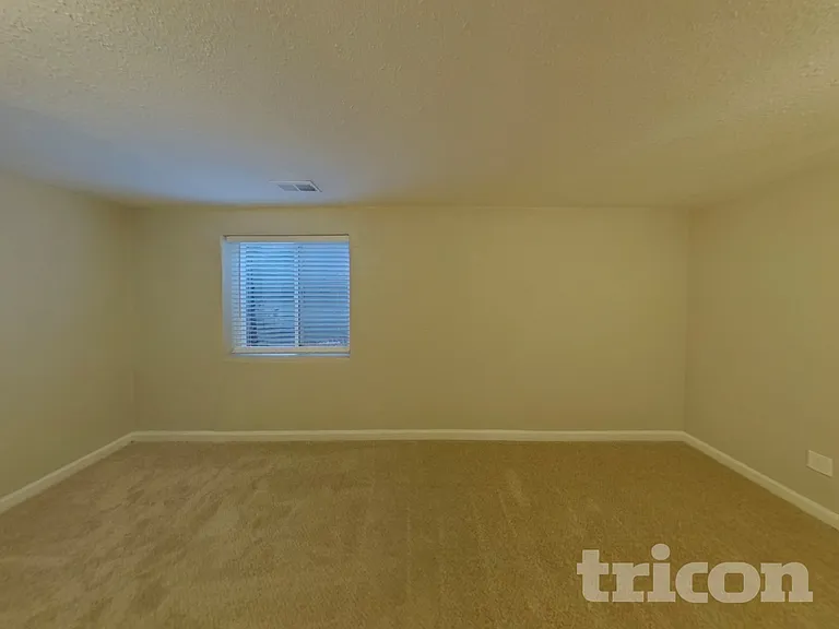 6455 Montarbor Dr — Photo 12