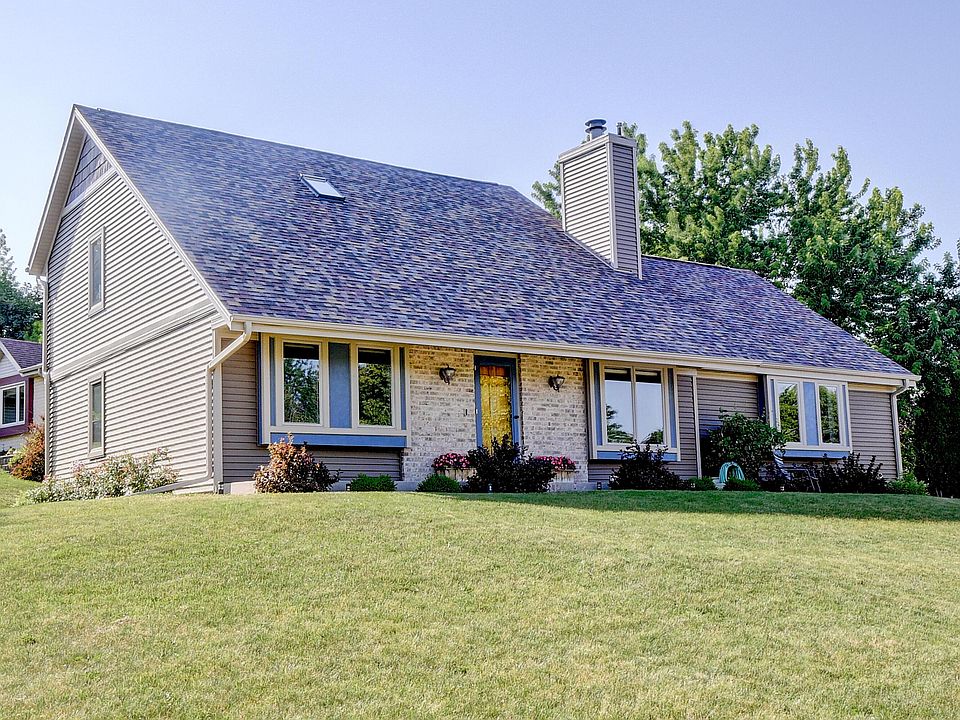 1st image of 1136 Villa Park Dr