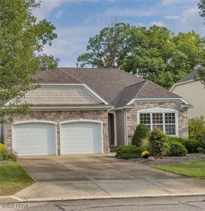 3495 River Rock Dr, Cuyahoga Falls, OH, 44223