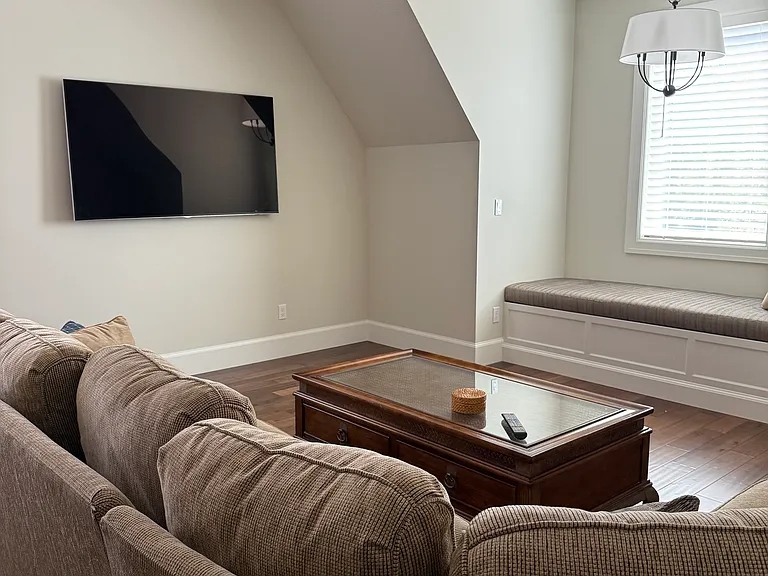 12207 NW Stewartridge Ln #1 — Photo 3