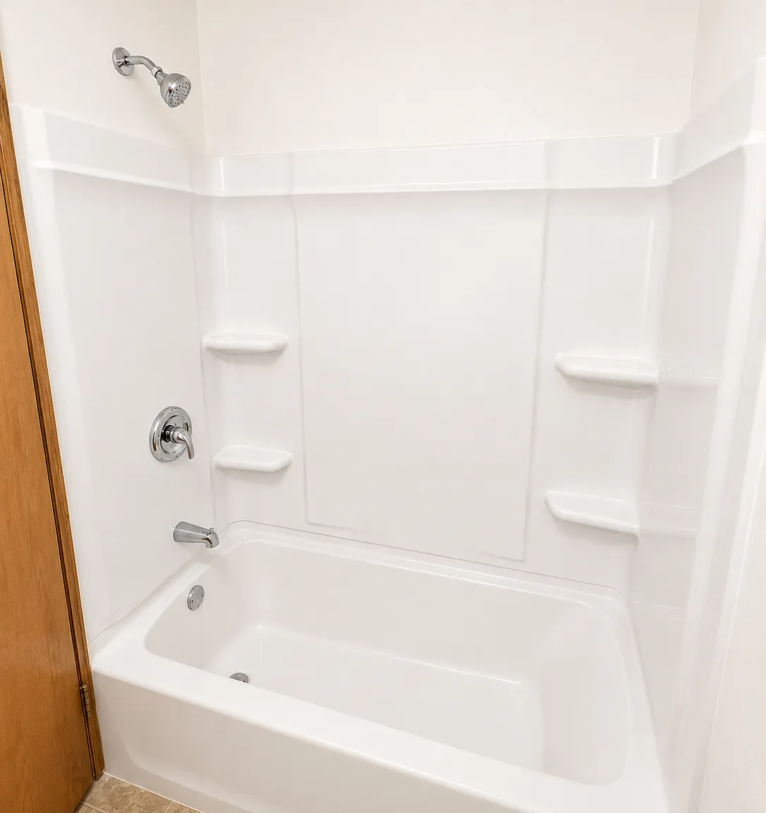 Midway Apartments - 7 — Photo 4