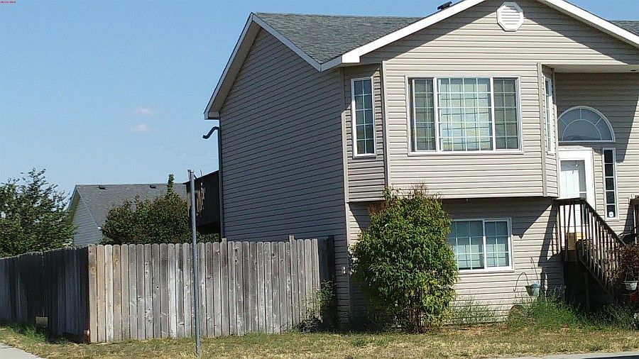 2nd image of 321 Frederick Ave