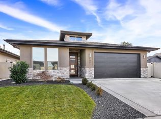 4081 N Heritage View Ave, Meridian, ID 83646