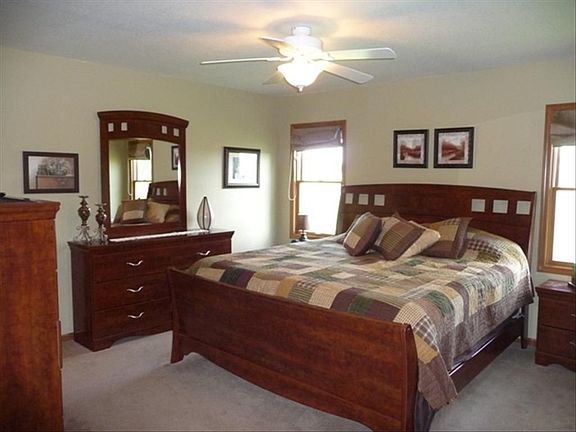 5th image of W4119 Ceresa Dr