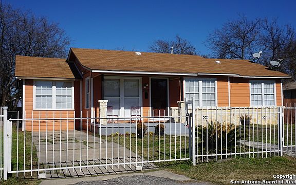 2nd image of 2667 W Mulberry Ave