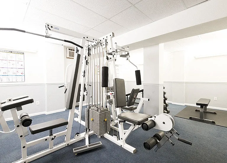 Latitude 40 — Photo 12