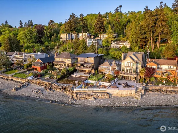 5637 Beach Drive SW, Seattle, WA 98136