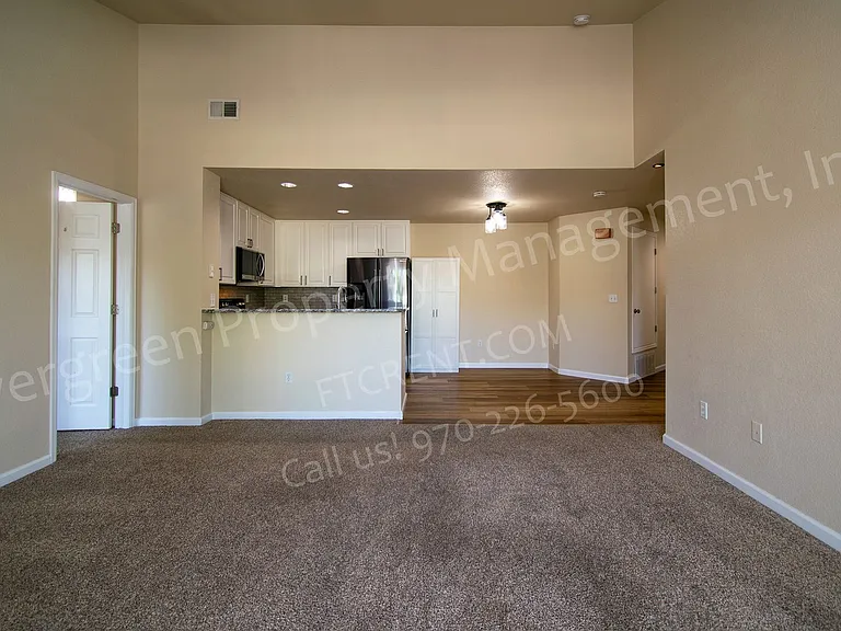 5225 White Willow Dr #M200 — Photo 7