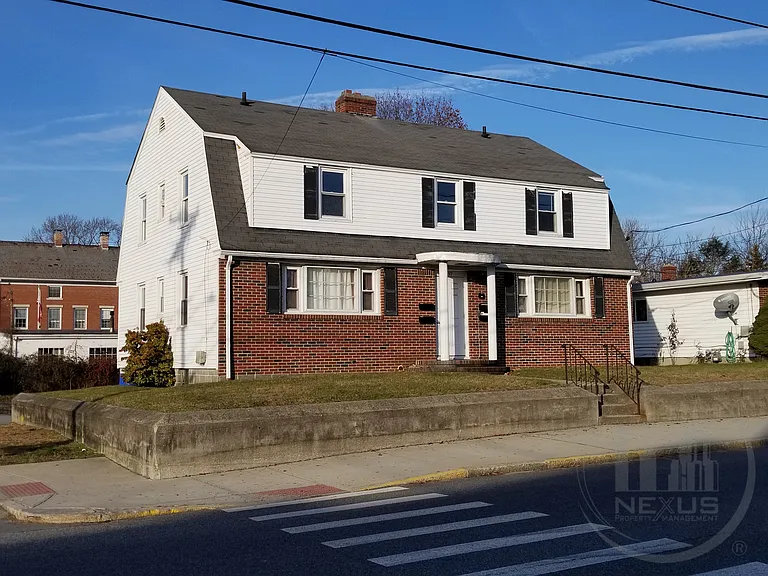  497 Winter St 1stflr 1b/1b Hwincluded Spacious! Freshpaint Petsok — Photo 10