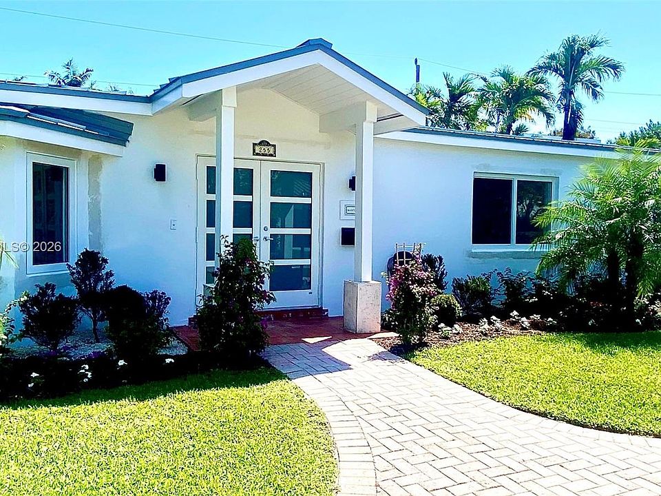 1st image of 255 Ridgewood Rd