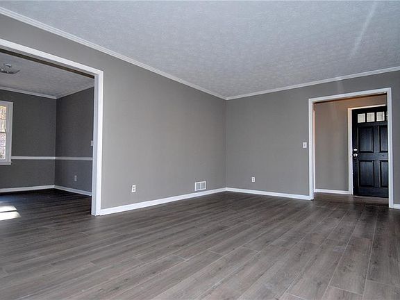 5th image of 4738 Anderson Livsey Ln