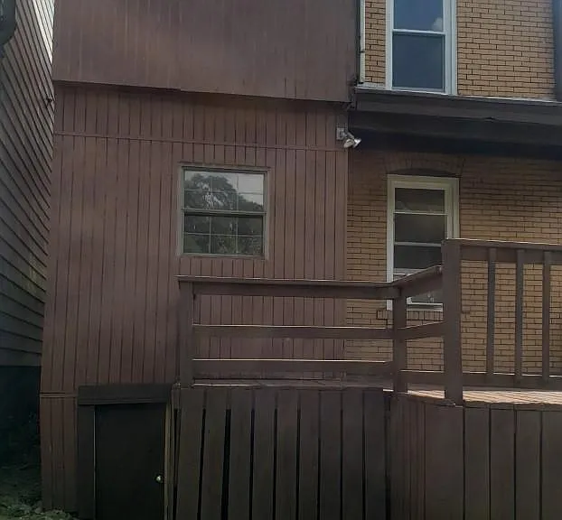 20 Beyrleye Ave — Photo 6