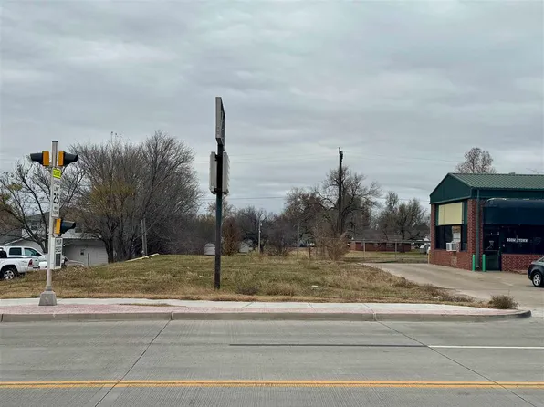 E Main St, Cushing, OK 74023