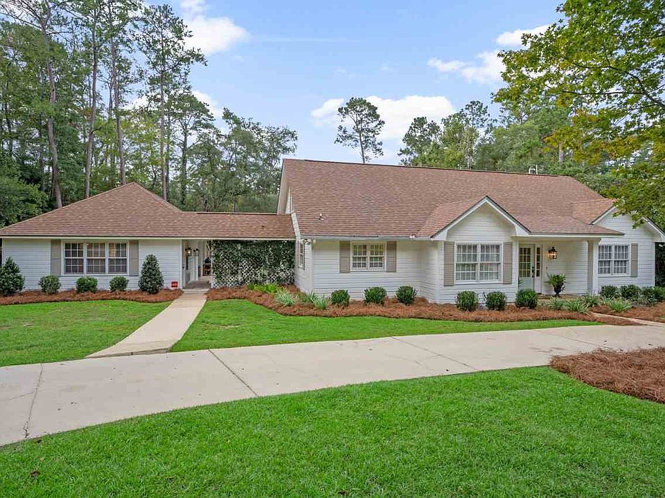 1st image of 1984 Chatsworth Way
