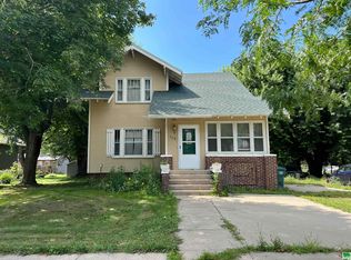 115 Highland Ave, Hospers, IA 51238