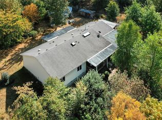 1811 304th St E, Roy, WA 98580