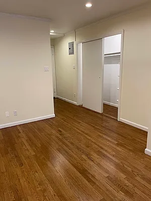 Rented by Eric Goodman Realty Corp | media 18