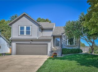 582 W Layton St, Olathe, KS 66061