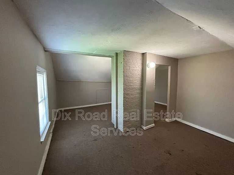 545 Rockdale Ave #2 — Photo 24