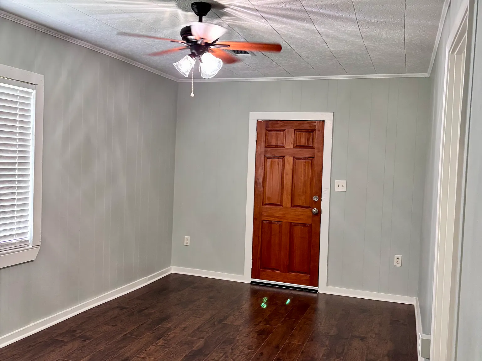 2 bed, 900 sqft, $1,175 — Photo 3
