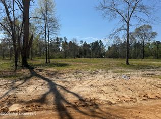 13 Oakley Ln, Lucedale, MS 39452