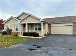 21444 Papoose Lake Dr, Crest Hill, IL 60403