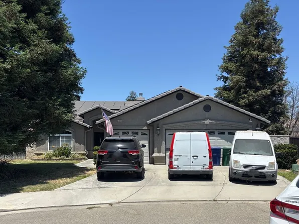 1066 Cypress Ct, Madera, CA 93637