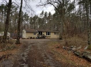 131 Gammons Rd, Acushnet, MA 02743