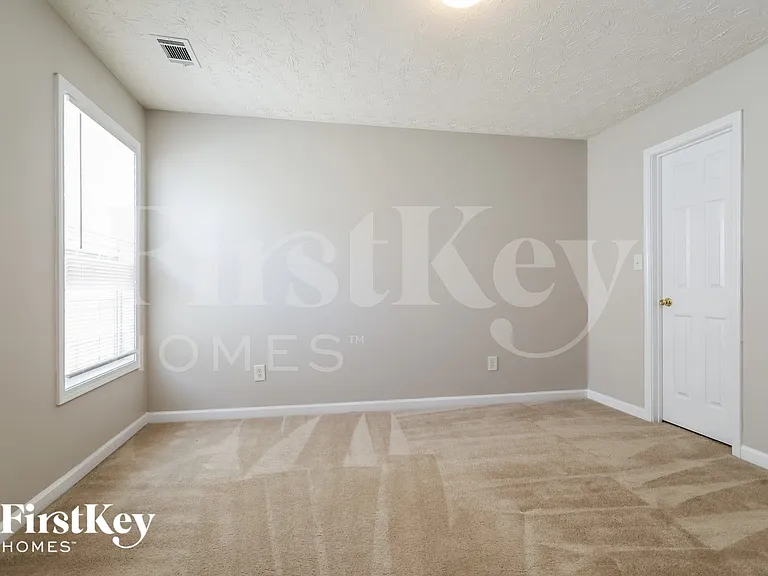 6919 Island Pointe Dr — Photo 11