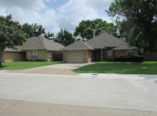 320 Bowie St, Forney, TX 75126