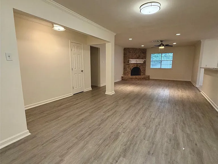 5422 Winding Way Dr — Photo 7