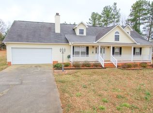 102 Cheri Cir, Pelzer, SC 29669