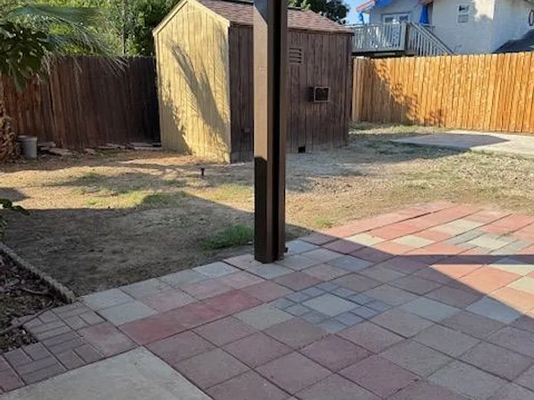 1116 Adelaide Ave — Photo 10