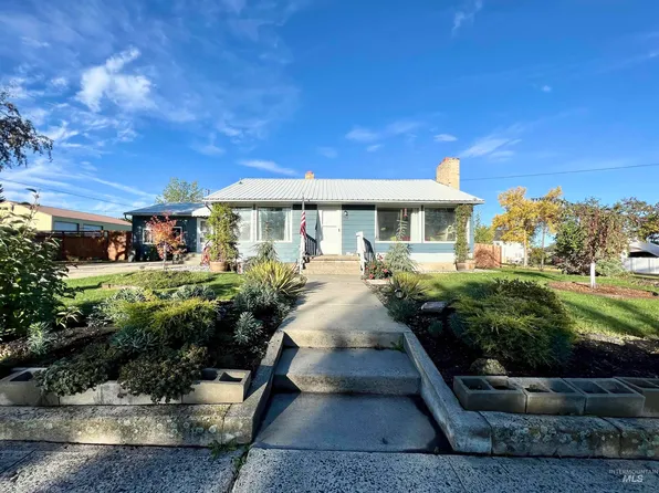 702 S B St, Grangeville, ID 83530