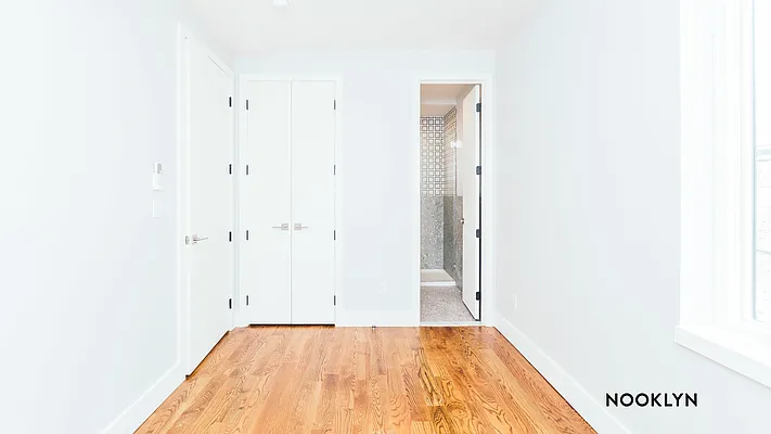 Rented by Nooklyn NYC LLC | media 32