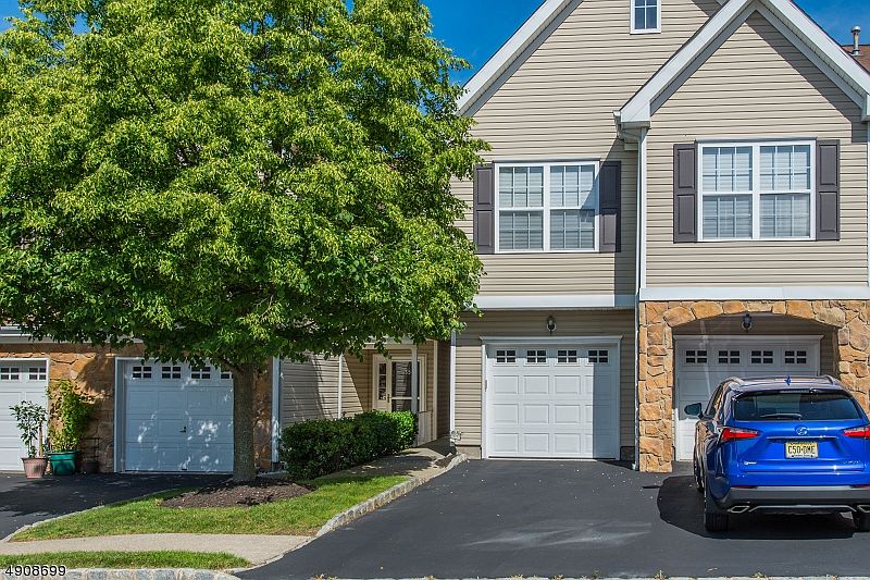1st image of 56 Mountainside Dr