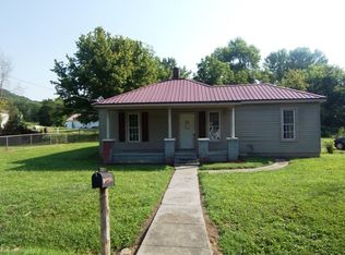 218 Walnut St, Lebanon Junction, KY 40150