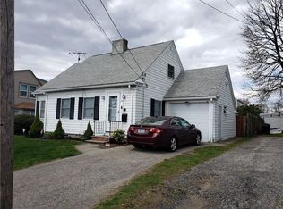 24 Nickerson St, Cranston, RI 02910