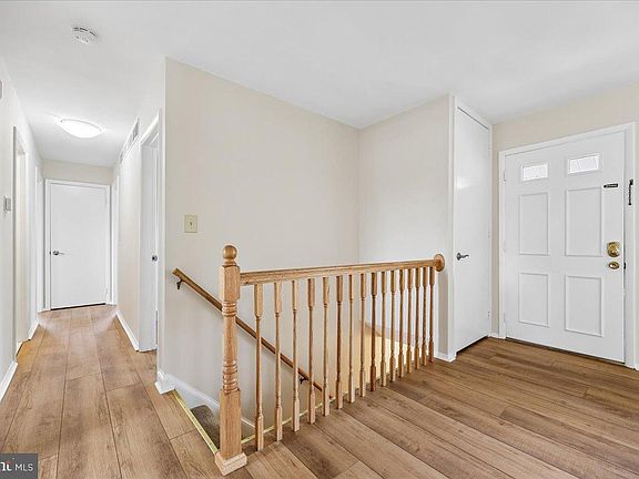 4th image of 11924 Fernshire Rd