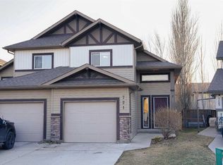 721 E Silkstone Close W, Lethbridge, AB T1J 4B9