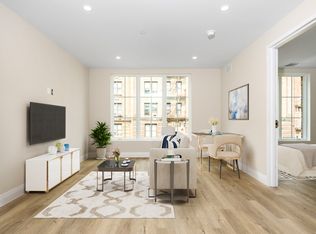 30-75 32nd St #2AA, Astoria, NY 11102