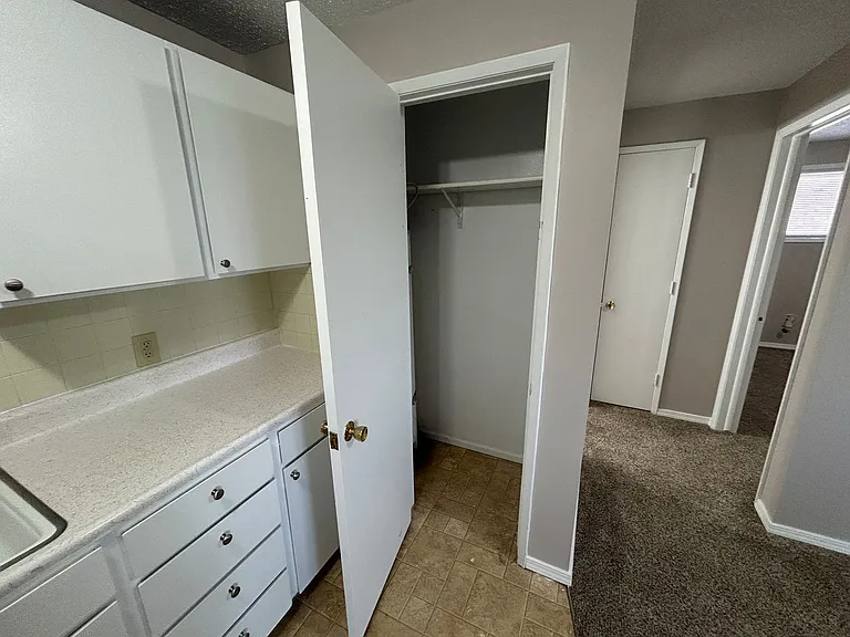 Eagles Landing Apartments — Photo 52