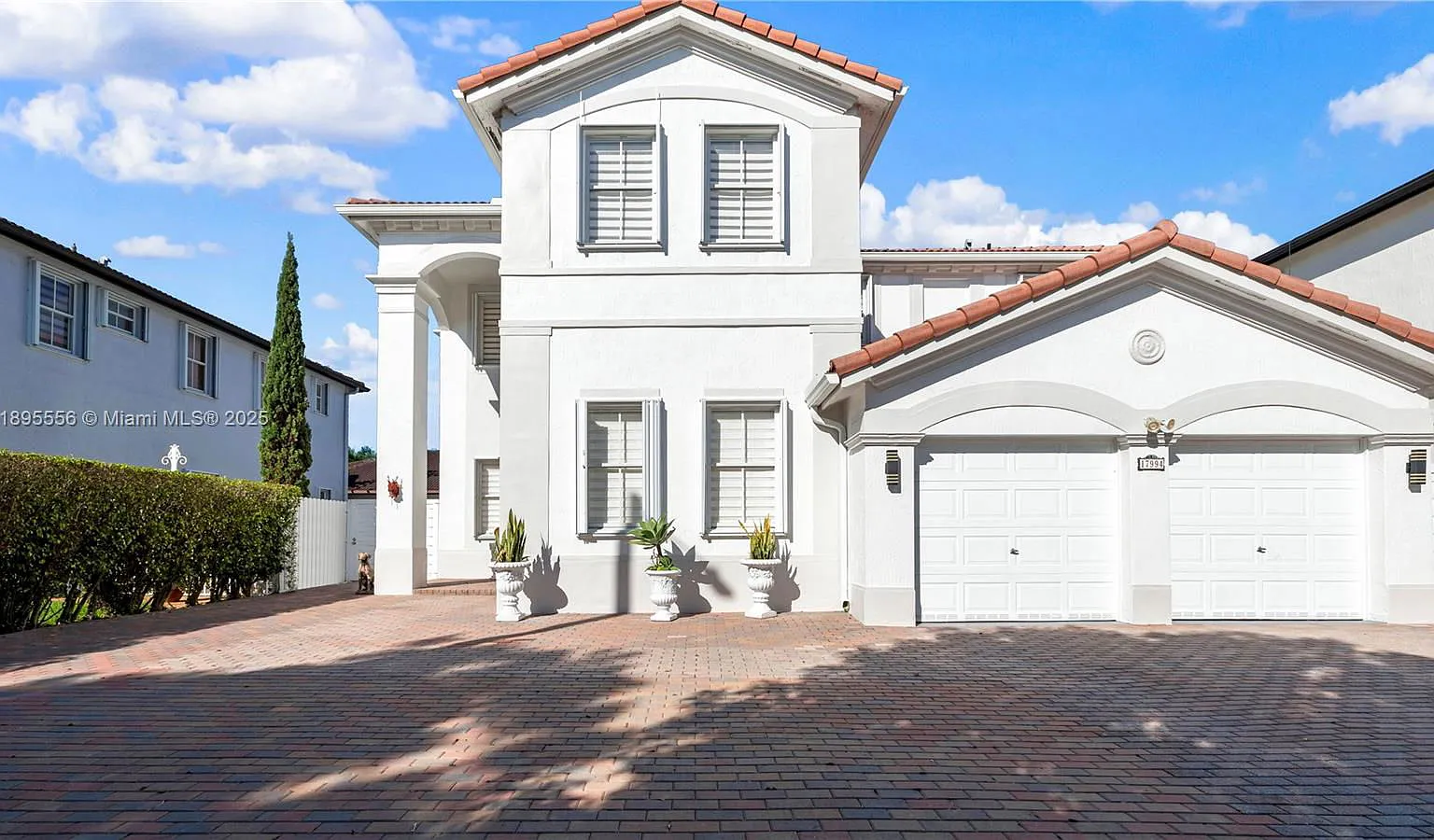 5 bed, 4.5 bath, 3017 sqft, $5,500 — Photo 1