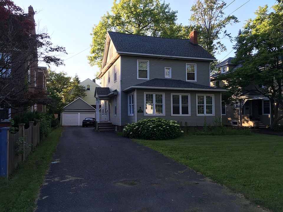 Long private Driveway